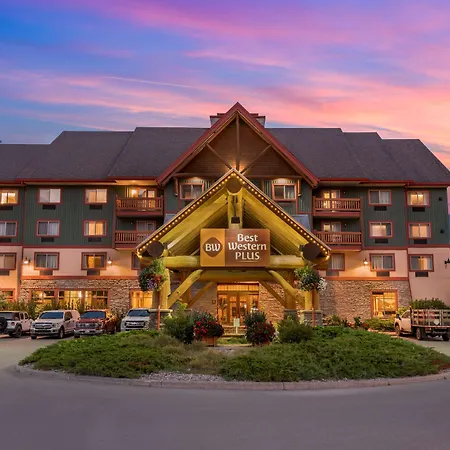 Best Western Plus Fernie Mountain Lodge-3