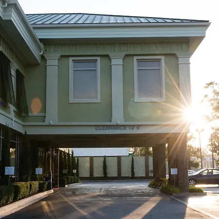 Town & Country Inn And Suites-2