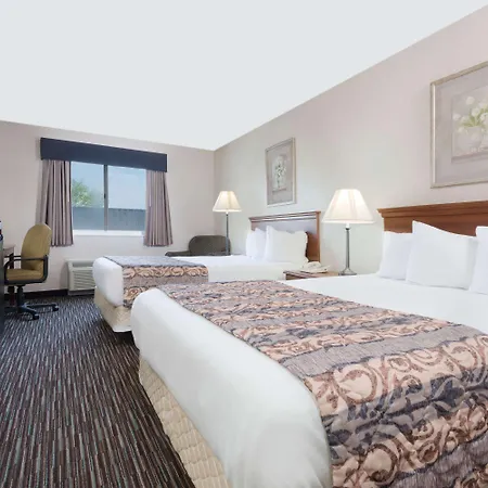 Baymont By Wyndham Columbus/Rickenbacker-3