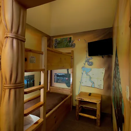 Great Wolf Lodge Traverse City-2