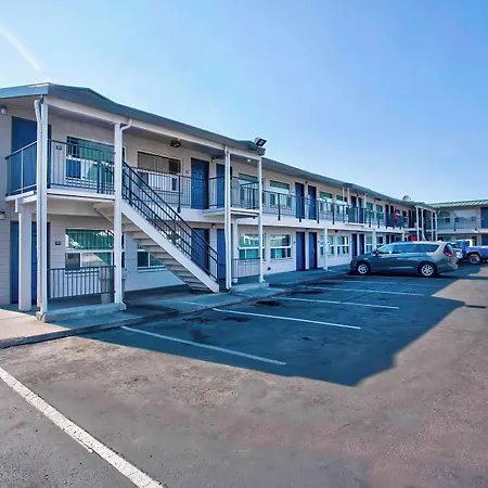 Motel 6-Bend, Or-3