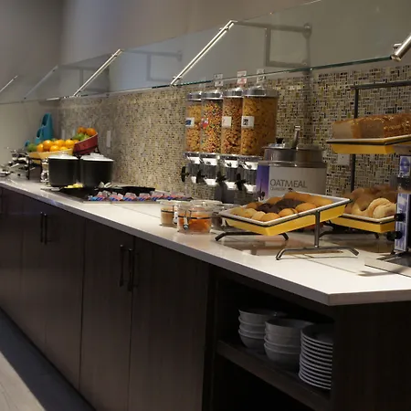 Residence Inn By Marriott Toronto Airport-3