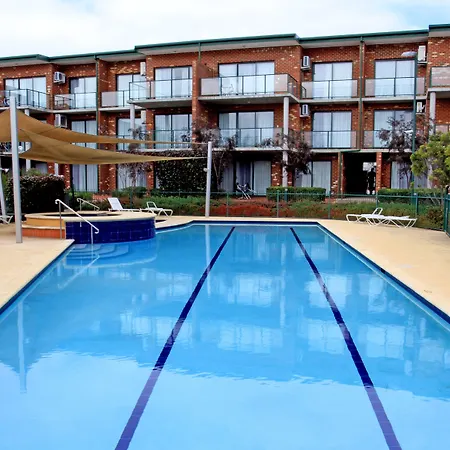 Perth Ascot Central Apartment Hotel Official-3