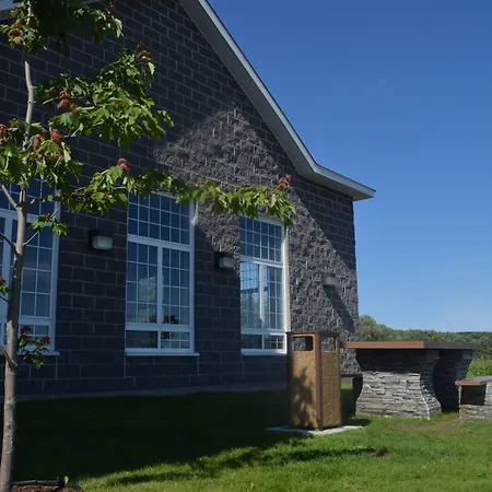 Best Western Plus Saint John Hotel & Suites-3