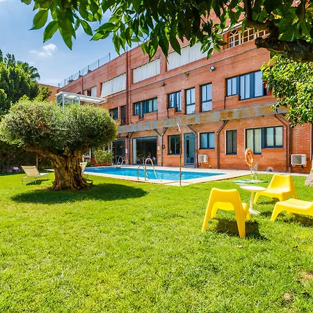 Aacr Hotel Monteolivos-2