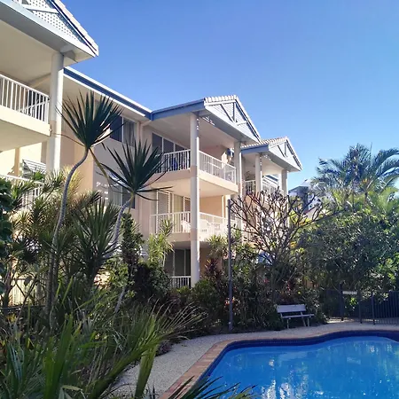 Surfers Beach Holiday Apartments-2