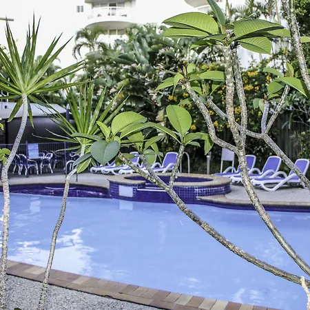 Surfers Beach Holiday Apartments-3