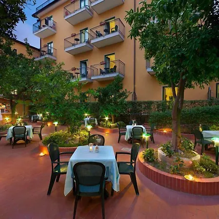 Hotel Astoria Sorrento-3
