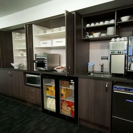 Nesuto St Martins Apartment Hotel-2