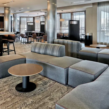 Courtyard By Marriott York-2