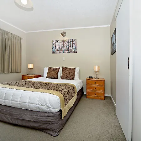 Takapuna Motor Lodge-3