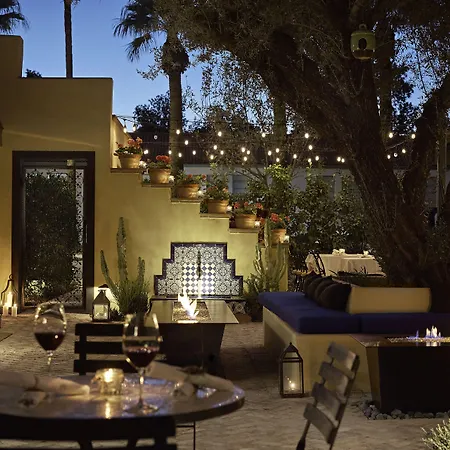 Bespoke Inn Scottsdale-3
