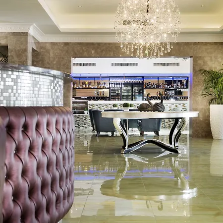 Swan River Hotel-2