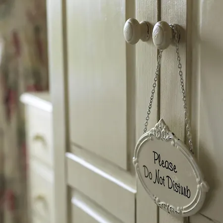 Howarth House-2