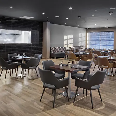 Four Points By Sheraton Edmonton West-2