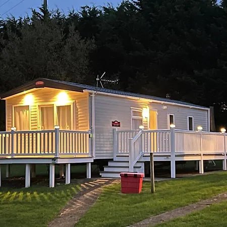 Isle Of Wight Caravan-2