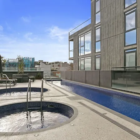Melbourne City Apartment Hotel-2