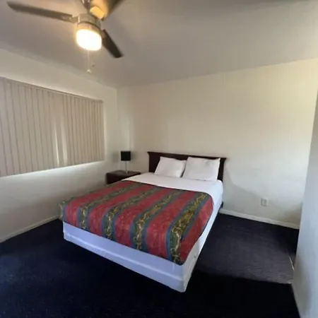 Flamingo Motel - San Ysidro-2