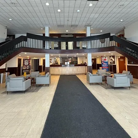 Ramada By Wyndham London-2