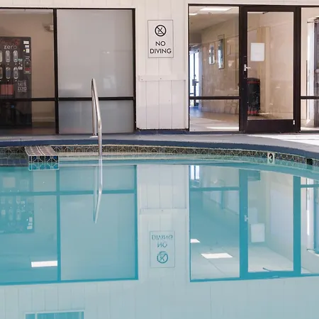 Ramada Plaza By Wyndham Virginia Beach Oceanfront-3