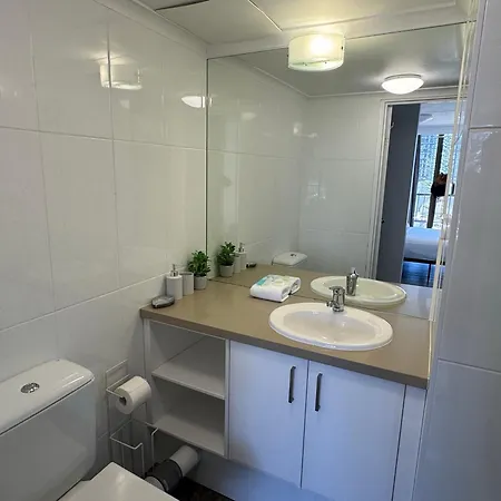 Aristocrat Apartments-3