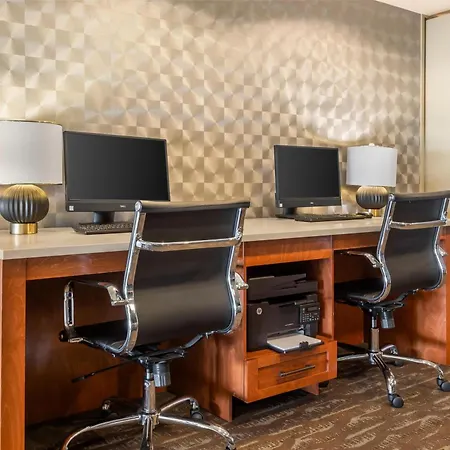 Best Western Plus Calgary Centre Inn-2