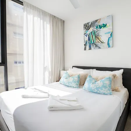 X Kirra Apartments-3