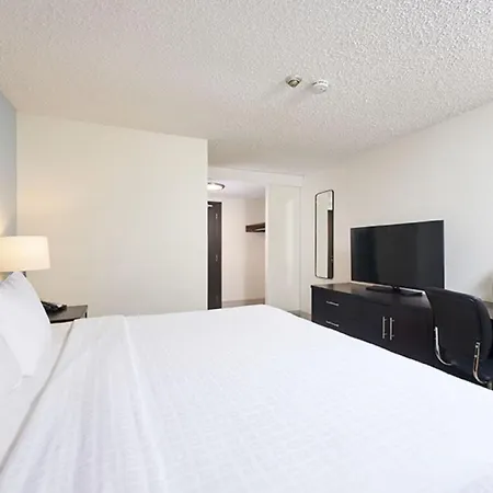 Canad Inns Destination Centre Windsor Park-2