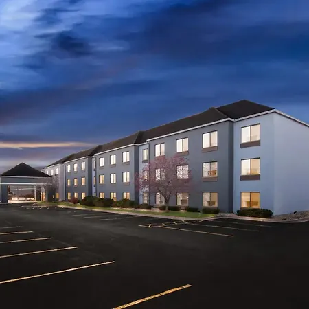 Comfort Suites Stevens Point-3
