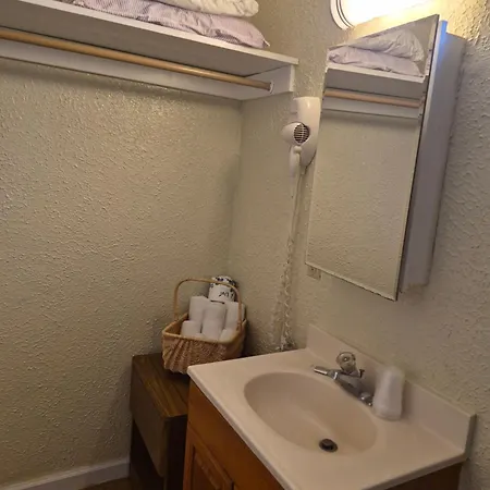 Fountain Motel-3