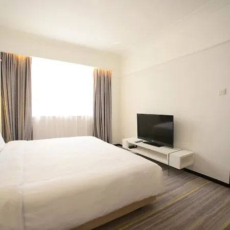 Panda Hotel-3