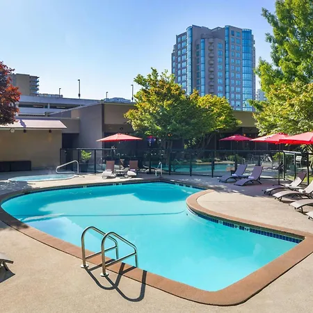 Sheraton Vancouver Airport Hotel-3