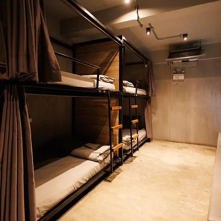 Bed Station Hostel Khaosan-3