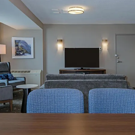 Doubletree By Hilton West Edmonton-3