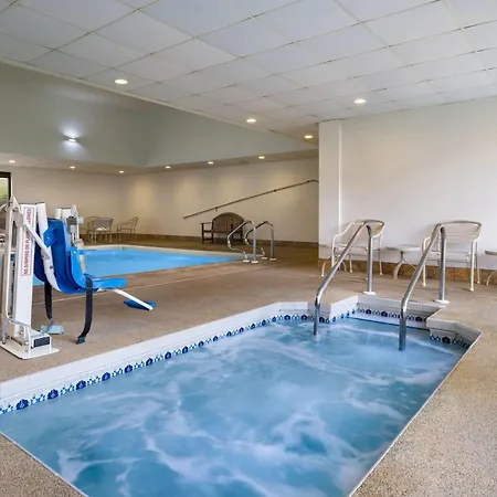 Americinn By Wyndham Madison West-2