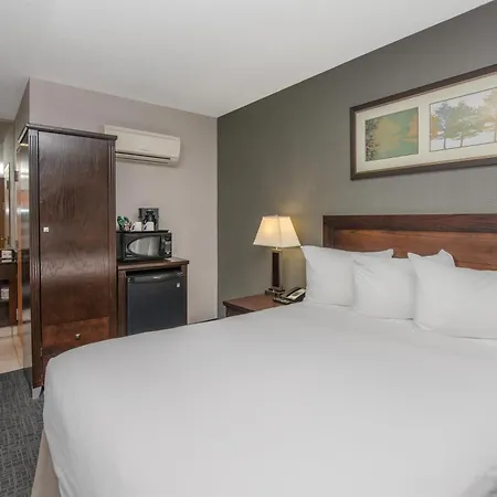Coast Lethbridge Hotel & Conference Centre-2