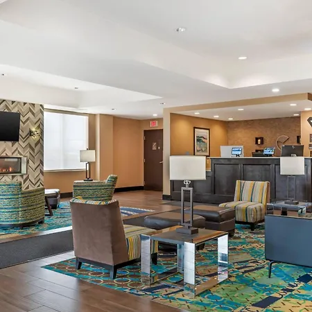 Comfort Inn & Suites Calgary Airport - North-2