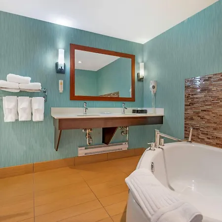 Comfort Inn & Suites Calgary Airport - North-3