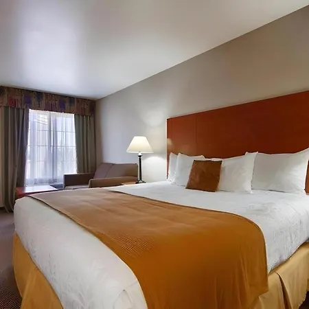 Best Western Plus Twin View Inn & Suites-3