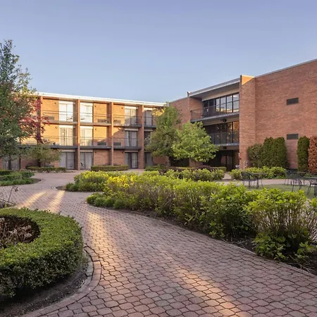 Four Points By Sheraton Detroit Novi-3