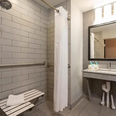 Holiday Inn Express & Suites Columbus - Polaris, An Ihg Hotel-3
