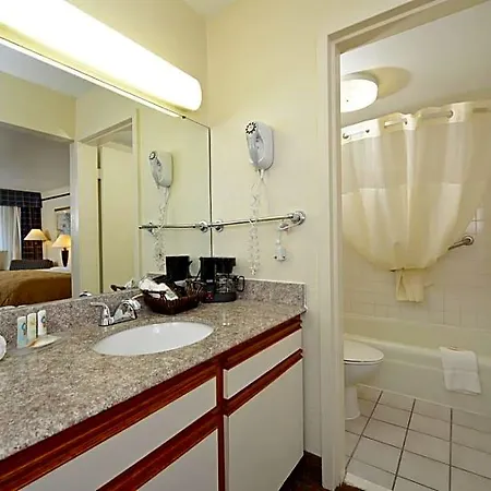 Budget Lodge - Fort Sam-3
