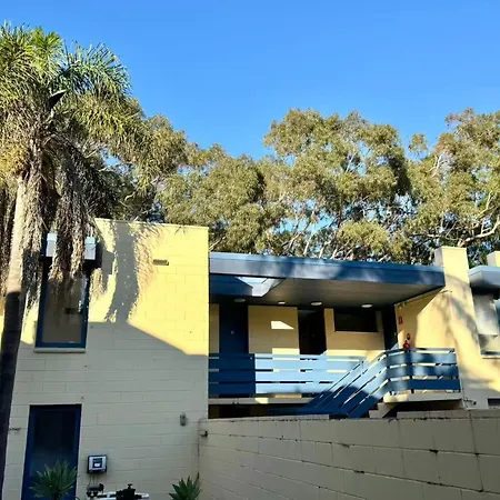 Pathfinder Motel-2