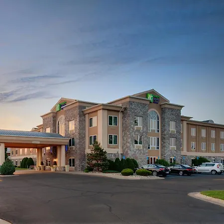 Holiday Inn Express Hotel & Suites Saginaw By Ihg-3