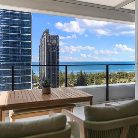 Ultra Broadbeach-2