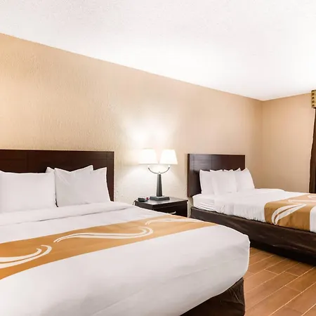 Quality Inn & Suites Orlando Airport-3