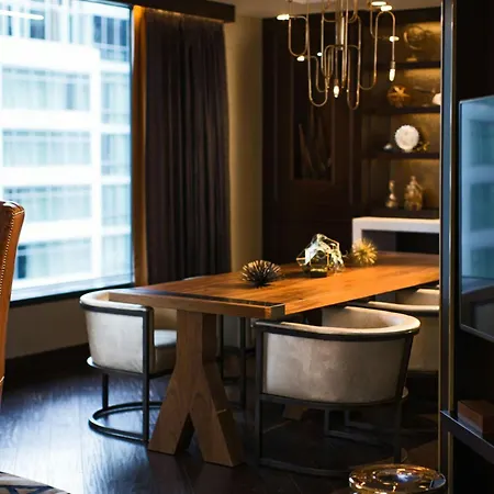 Renaissance Chicago Downtown Hotel-2