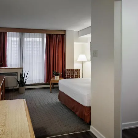 Cartier Place Suite Hotel-3