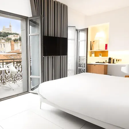 Hotel C2-3