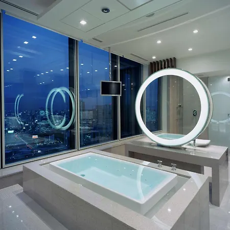 Conrad Tokyo-3